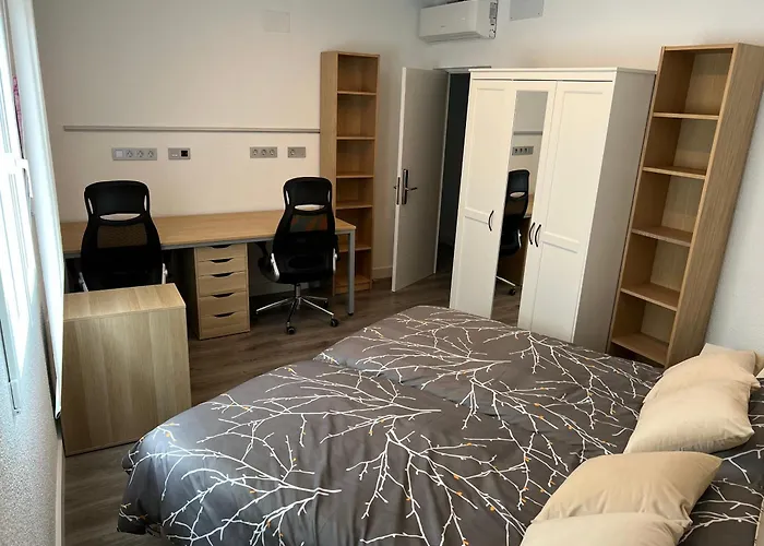 Casa Boutique En Pozuelo Con 7 Habitaciones Y 4 Banos Compartidos