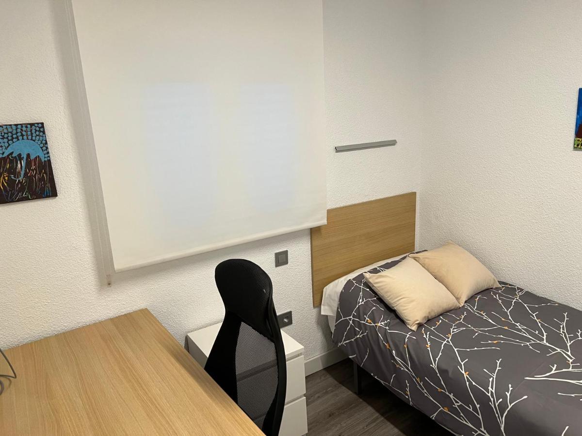 Casa Boutique En Pozuelo Con 7 Y 4 Banos Compartidos
